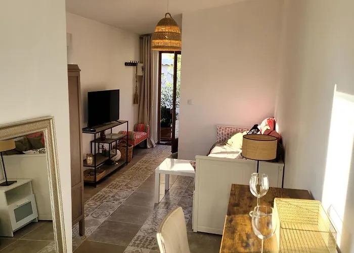 Le Mazet Saint-Raphaël